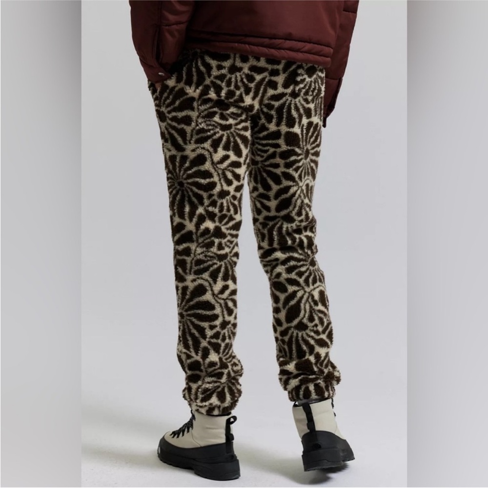 Urban Outfitters Parks Project High Desert Wildflowers High Pile Fleece Jogger - Picture 5 of 11